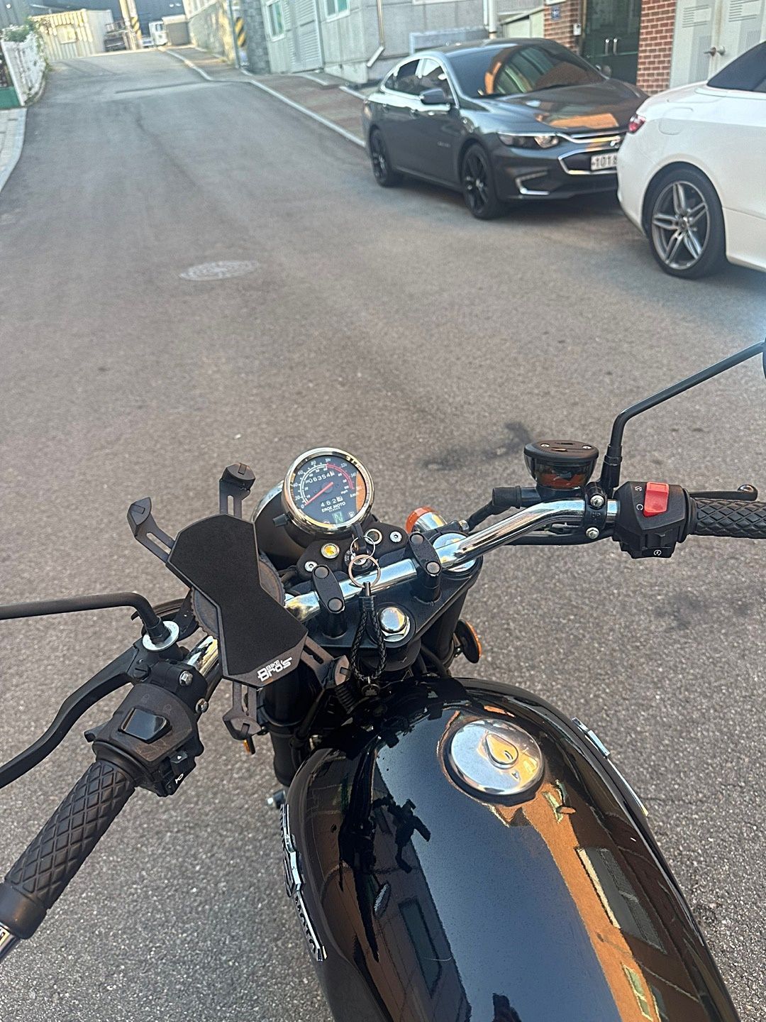 엘로이모터스 팬텀 125 S 9