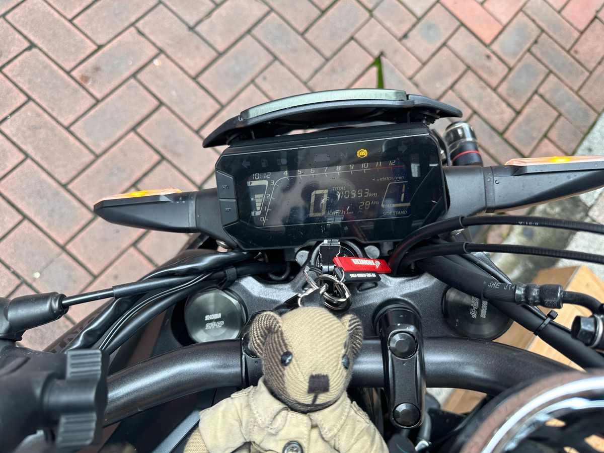 혼다 CB 300 R 5