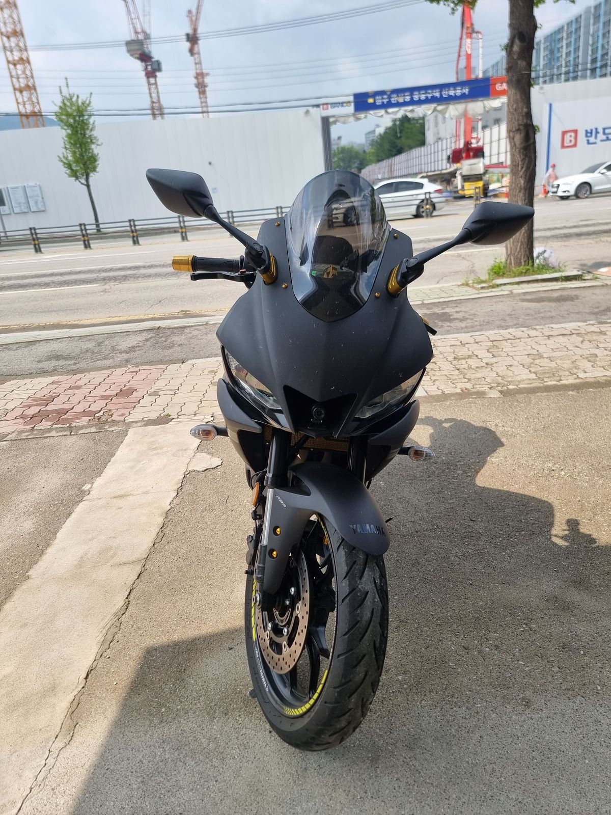 야마하 YZF R3 more