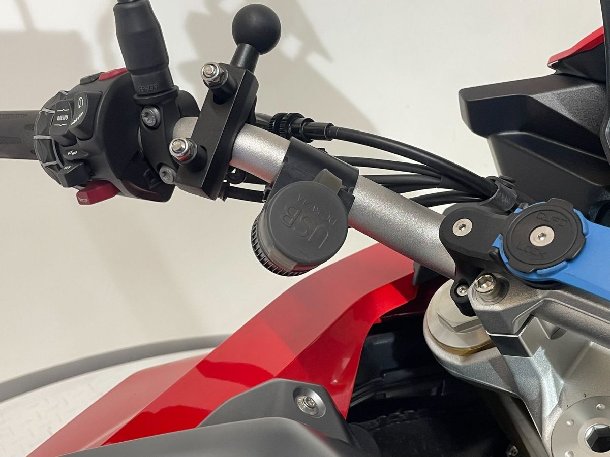 BMW F 900 XR 9