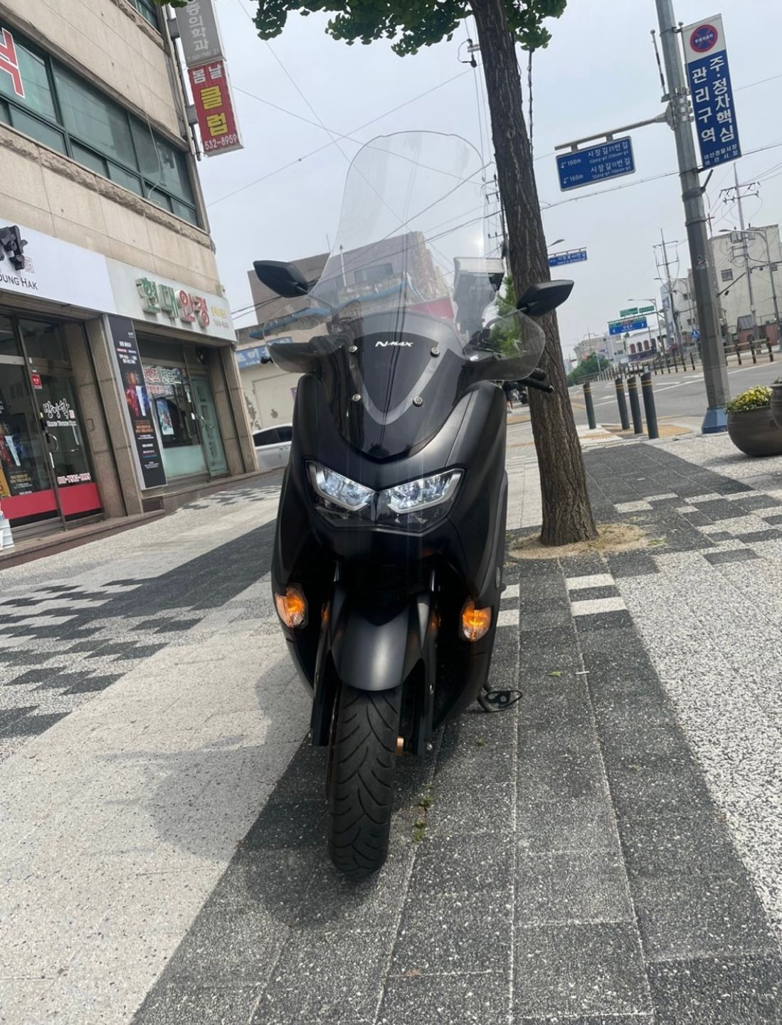 야마하 NMAX 125 more