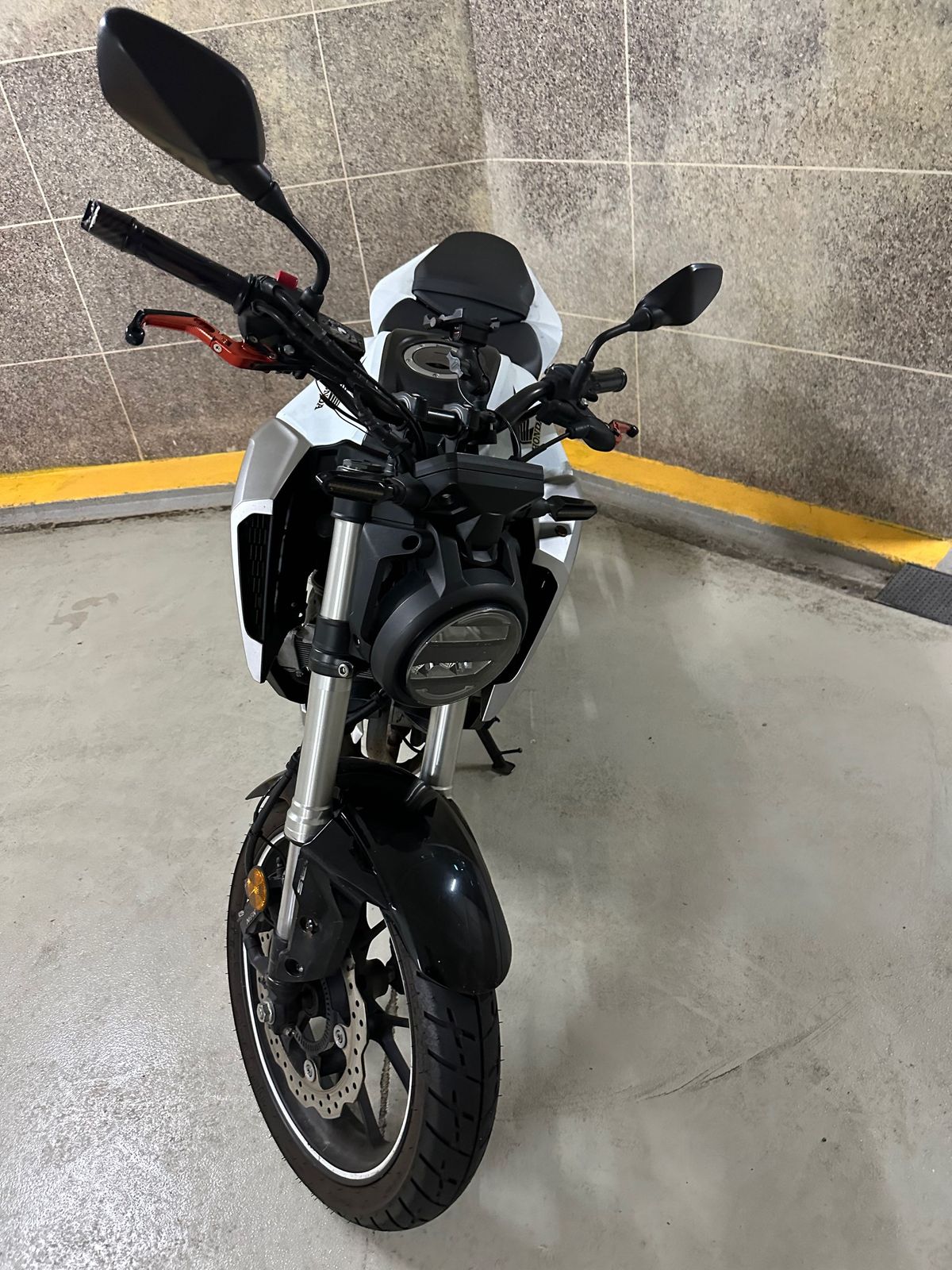 혼다 CB 125 R more