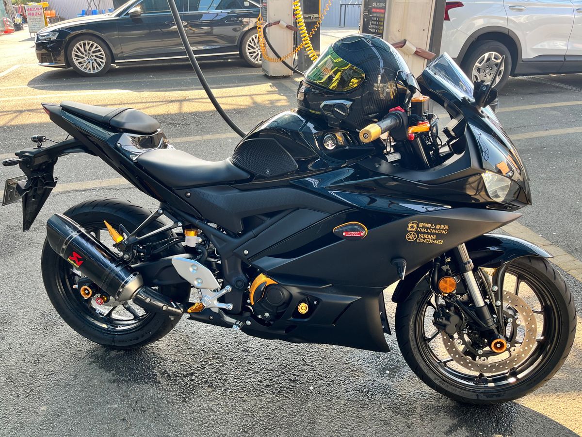 야마하 YZF R3 main