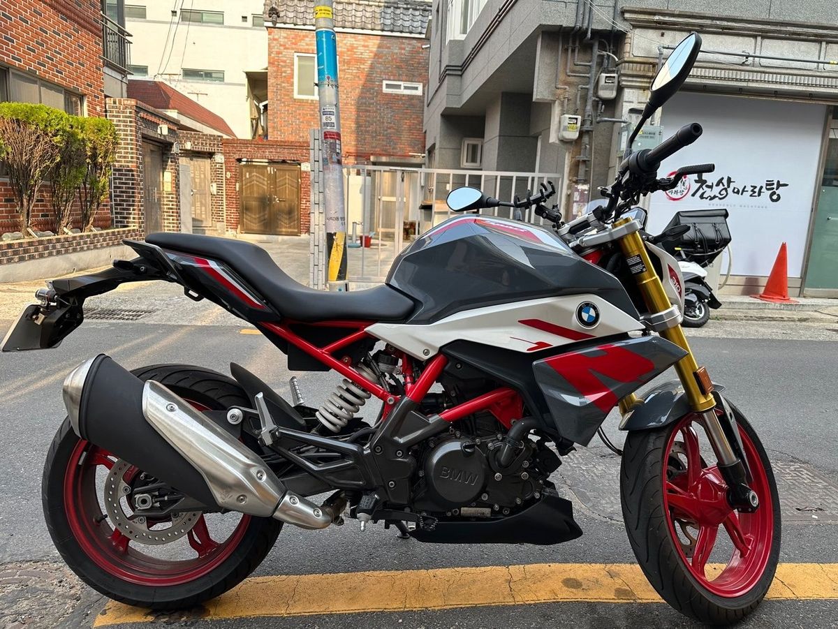 BMW G 310 R main