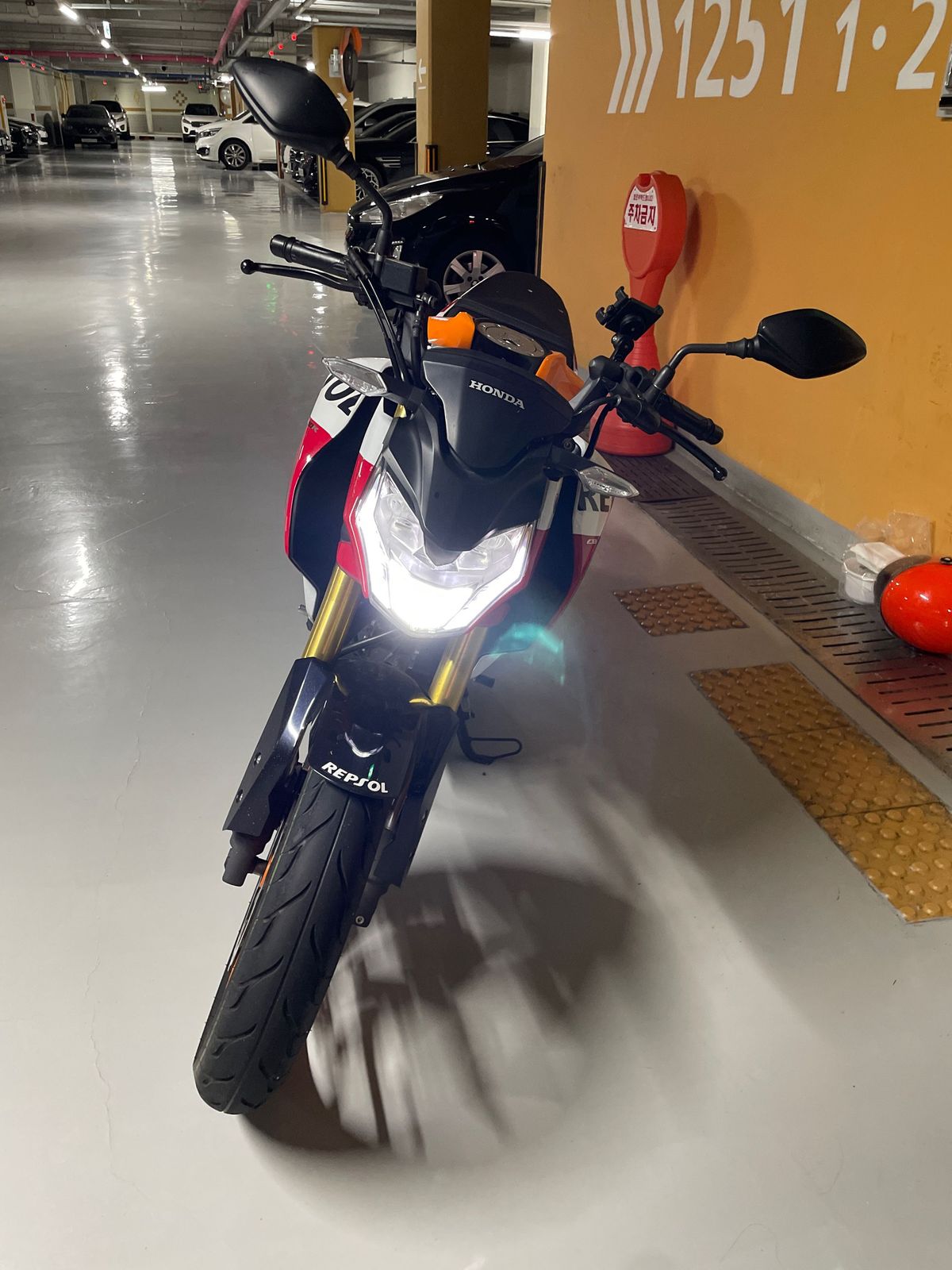 혼다 CB 190 R more