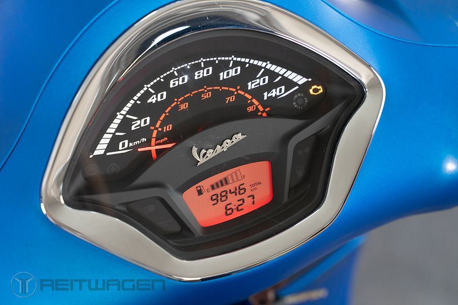 베스파 GTS 300 슈퍼 more