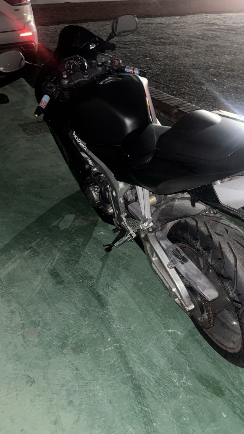 혼다 CBR 600 RR 8