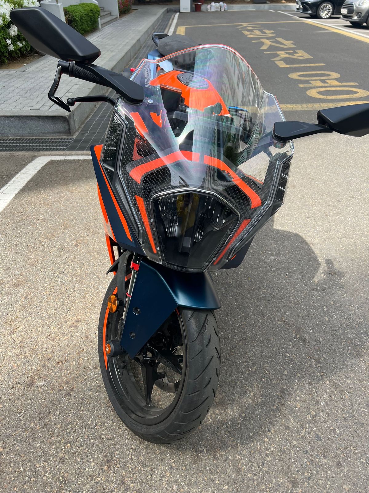 KTM RC 390 more