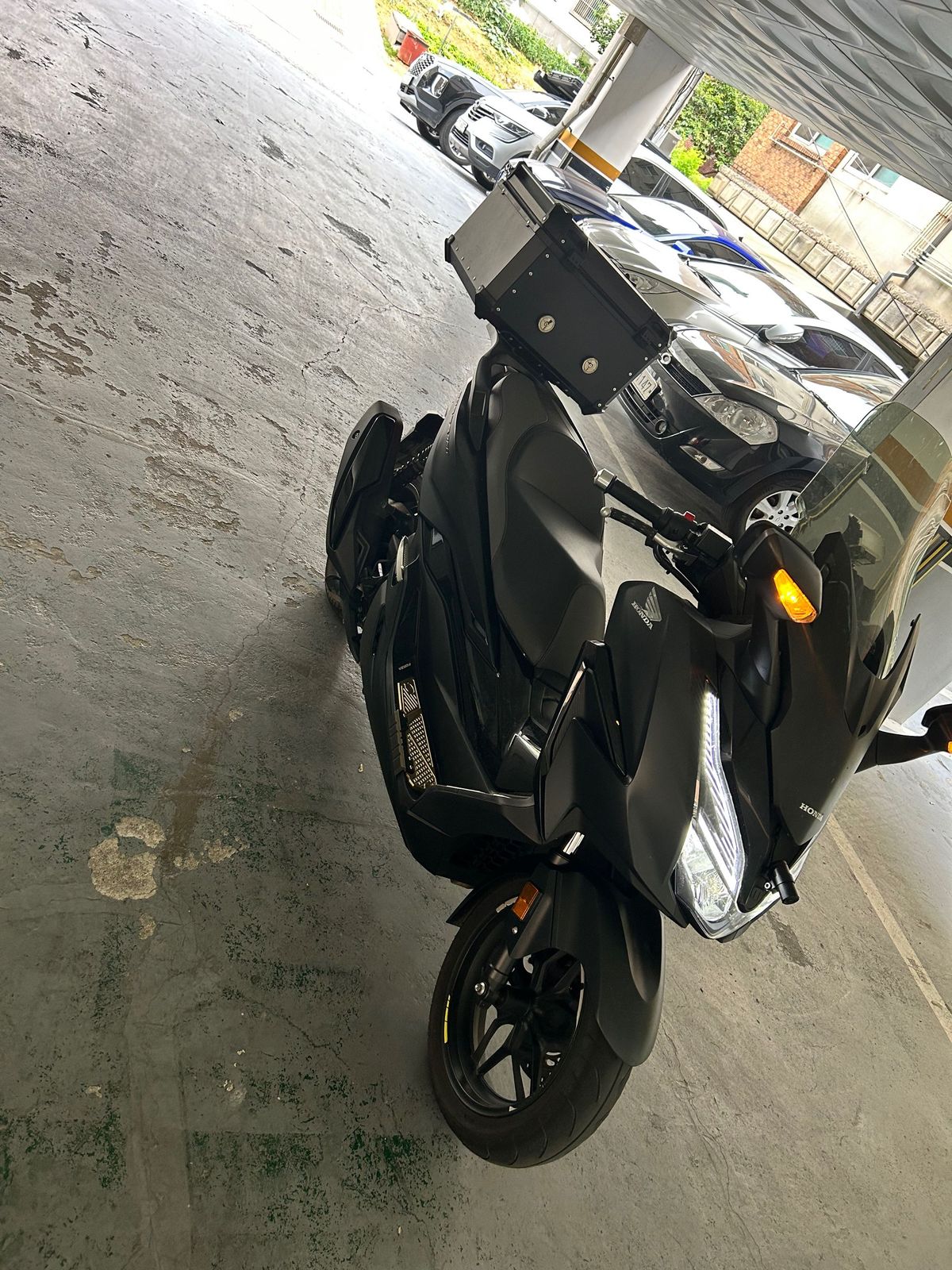 혼다 포르자 350 main