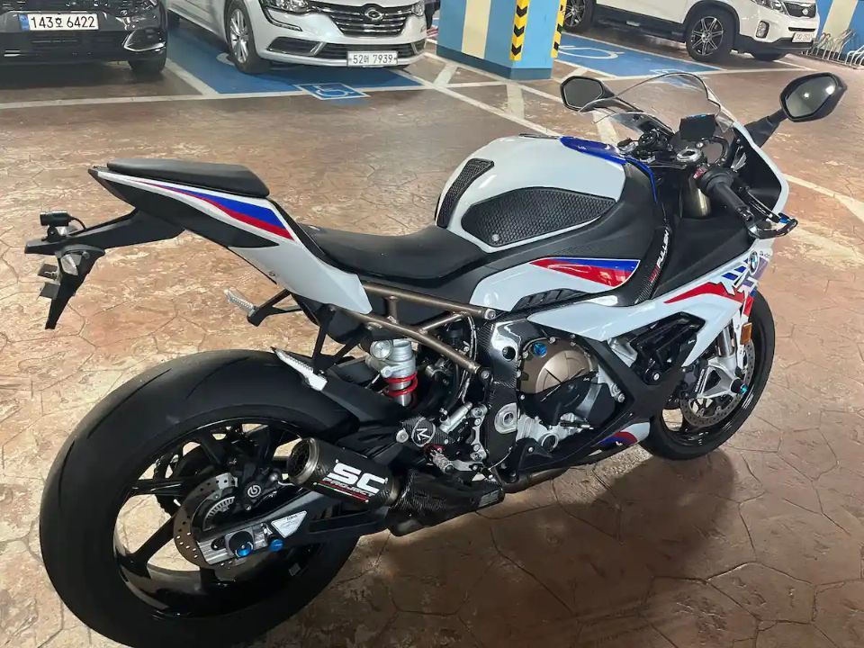 BMW S 1000 RR main