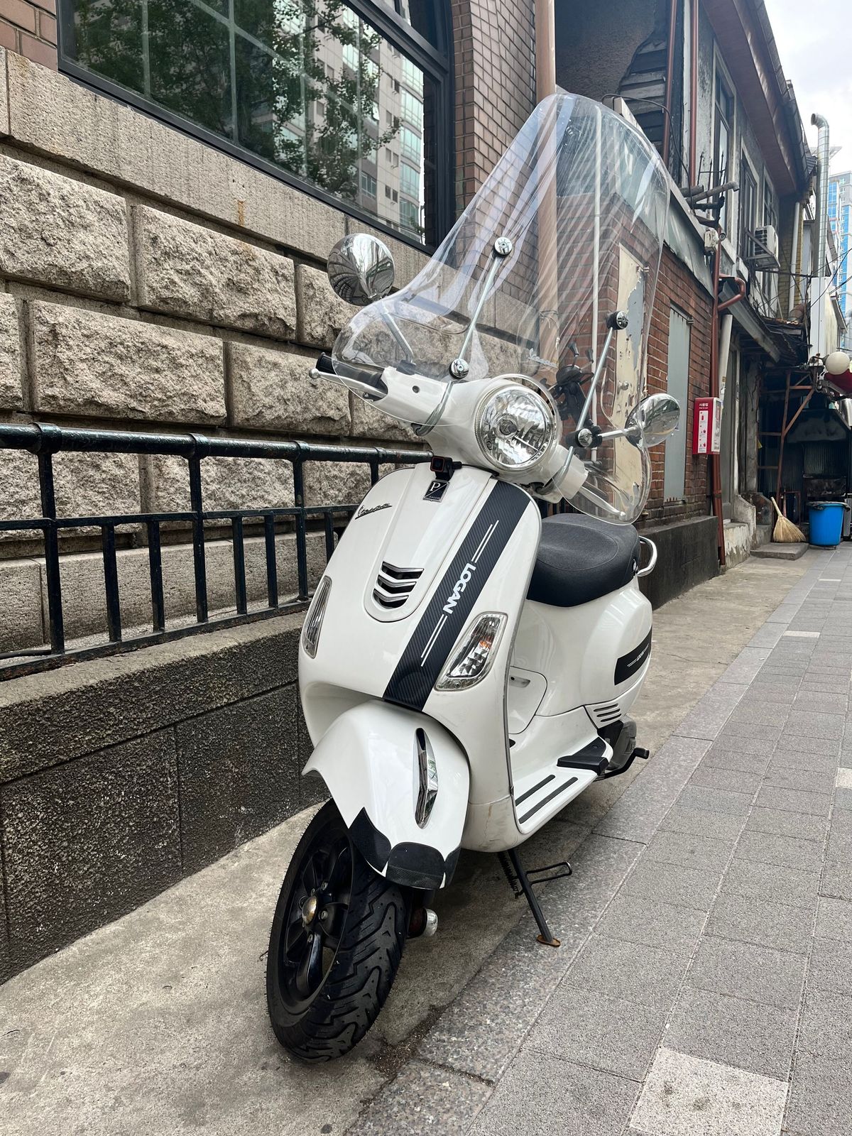베스파 LX 125 more