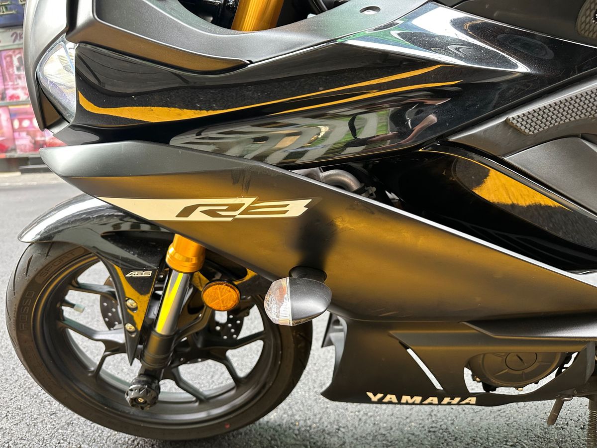 야마하 YZF R3 thumb 2