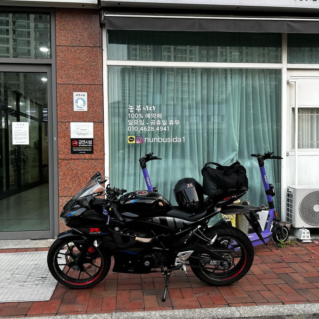 스즈키 GSX R 125 ABS more