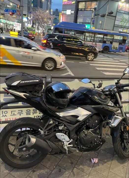 야마하 MT 03 main