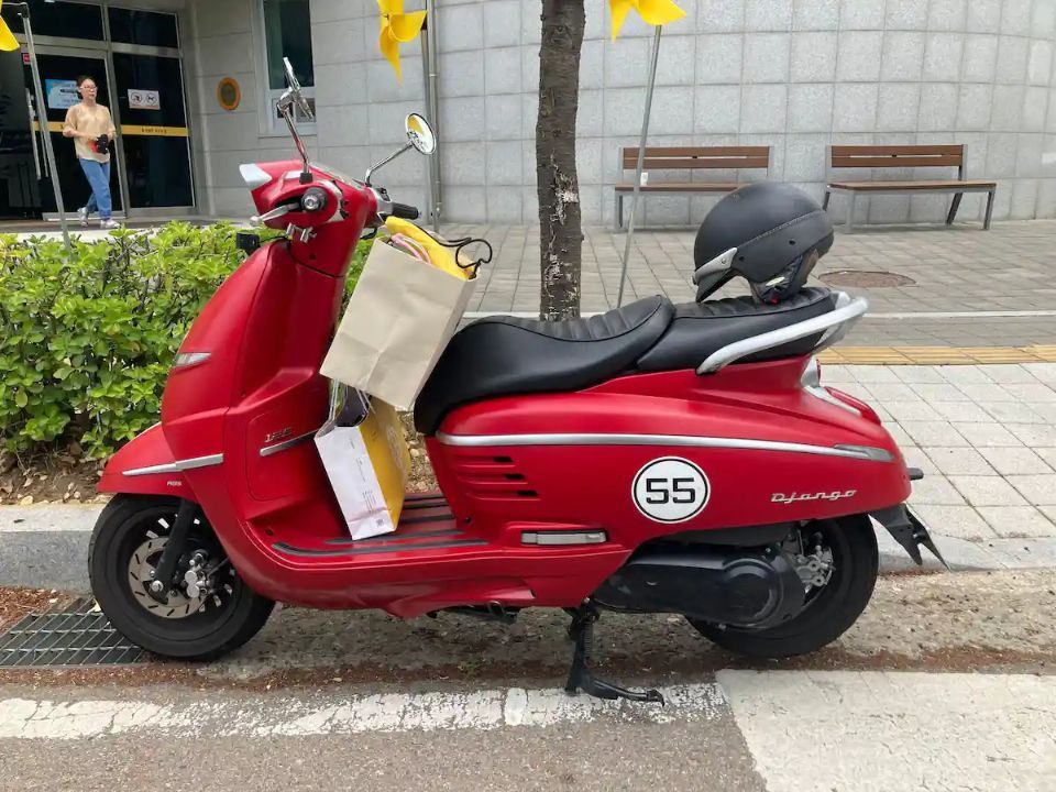 푸조 장고 125 main