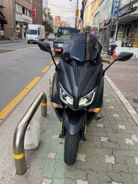 야마하 TMAX 530 main