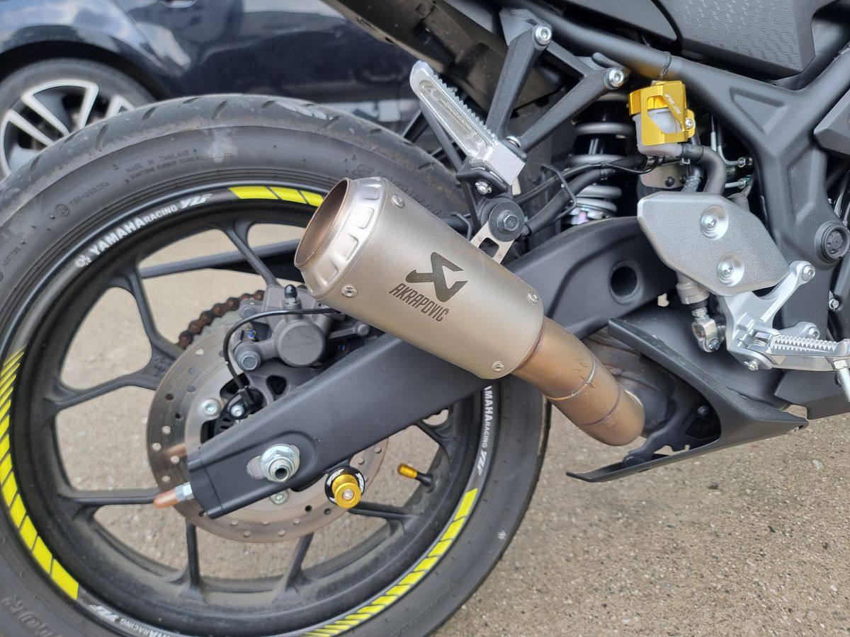 야마하 YZF R3 10