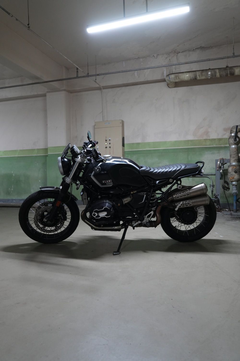 BMW R nine T 스크램블러 5