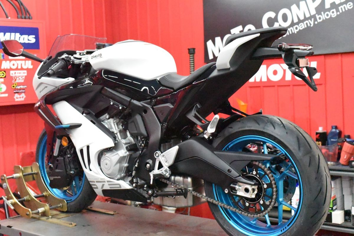 CF모토 675 SR R 12