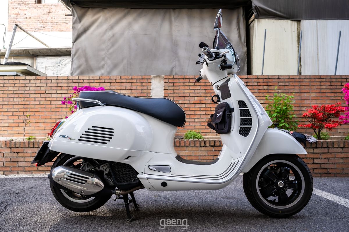 베스파 GTS 125 HPE main