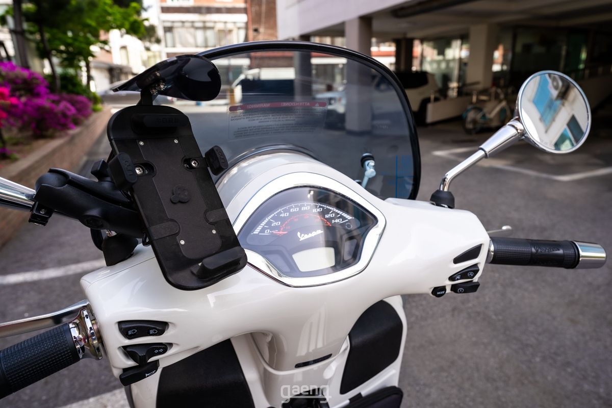 베스파 GTS 125 HPE 6