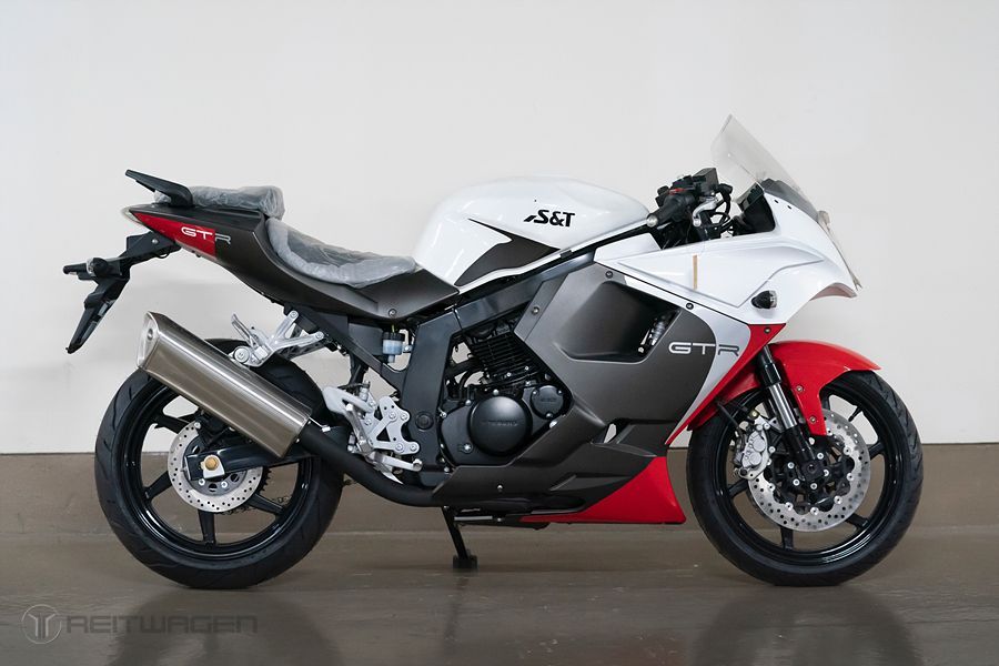KR모터스 코멧 250 R main