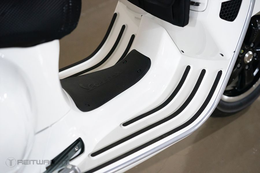 베스파 GTS 125 HPE 25