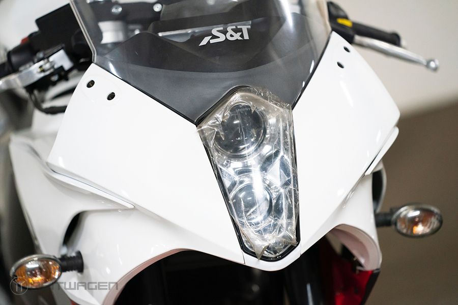 KR모터스 코멧 250 R 7