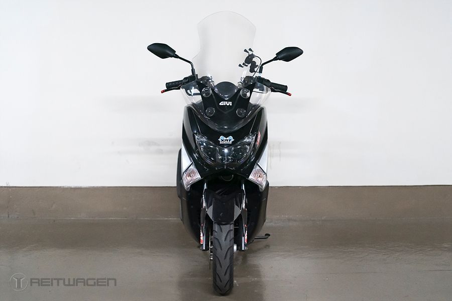 야마하 NMAX 155 more