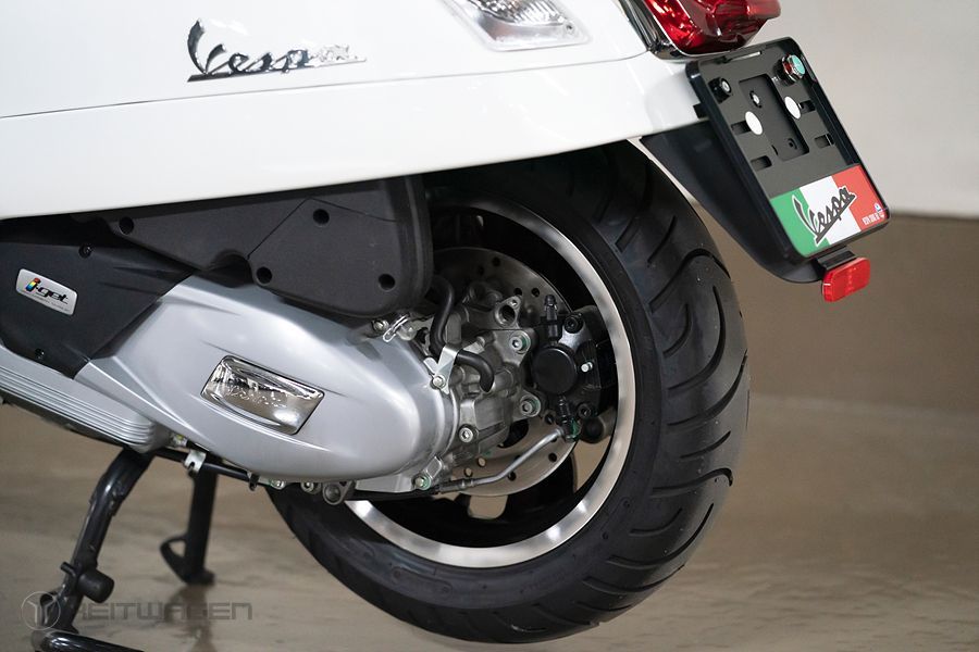 베스파 GTS 125 HPE 7