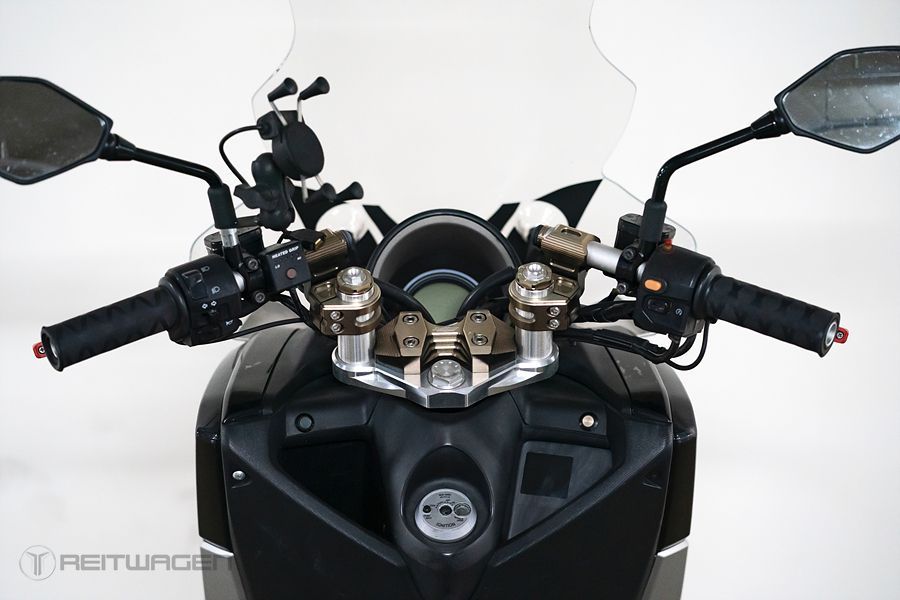 야마하 NMAX 155 13