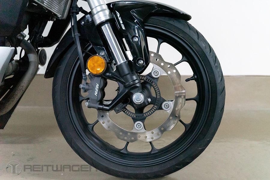 혼다 CB 125 R 17