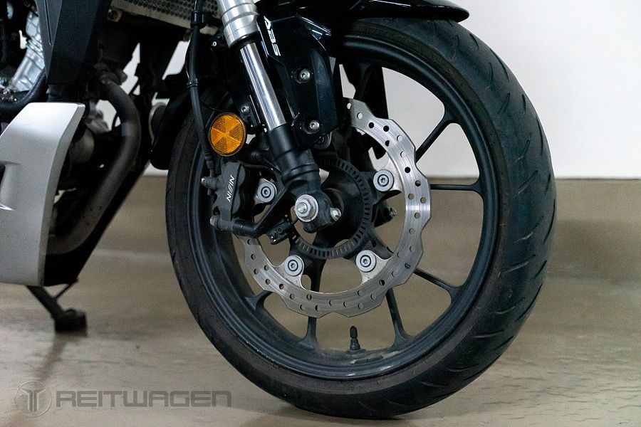 혼다 CB 125 R 19