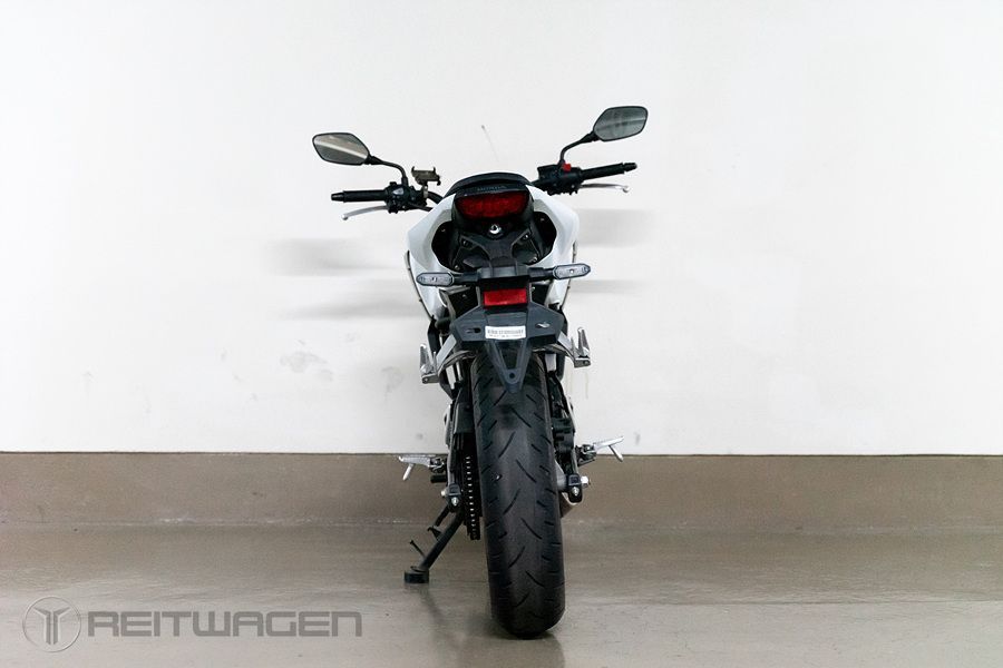 혼다 CB 125 R 4