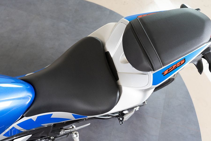 스즈키 GSX R 125 ABS 11
