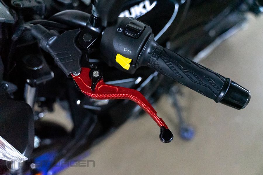 스즈키 GSX S 125 8