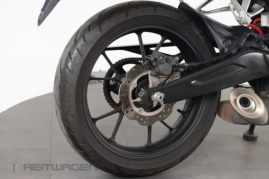 혼다 CB 125 R 16