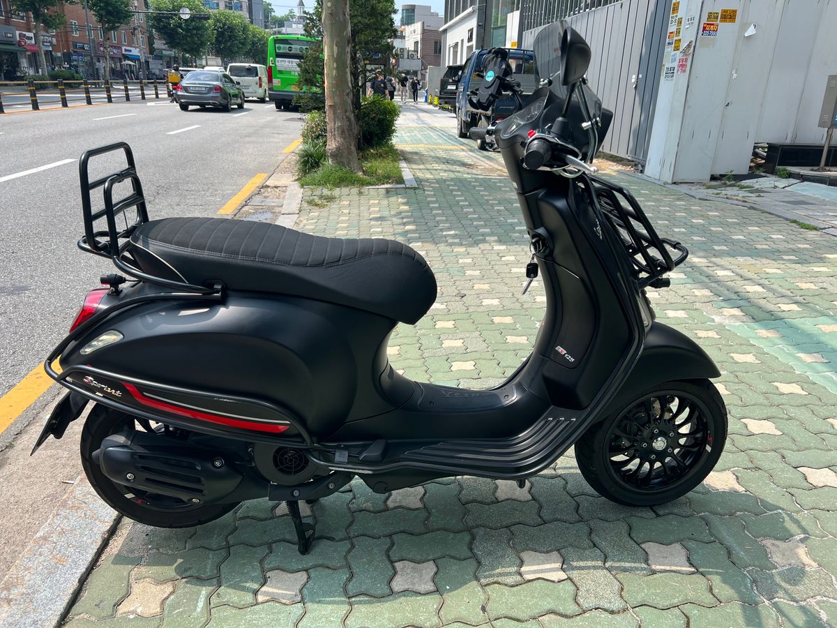 베스파 스프린트 S 125 main
