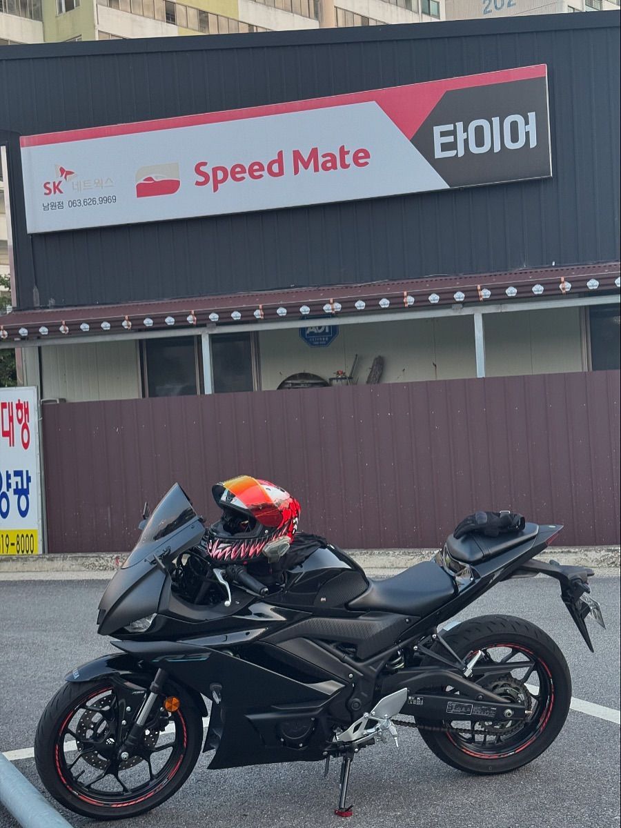 야마하 YZF R3 4