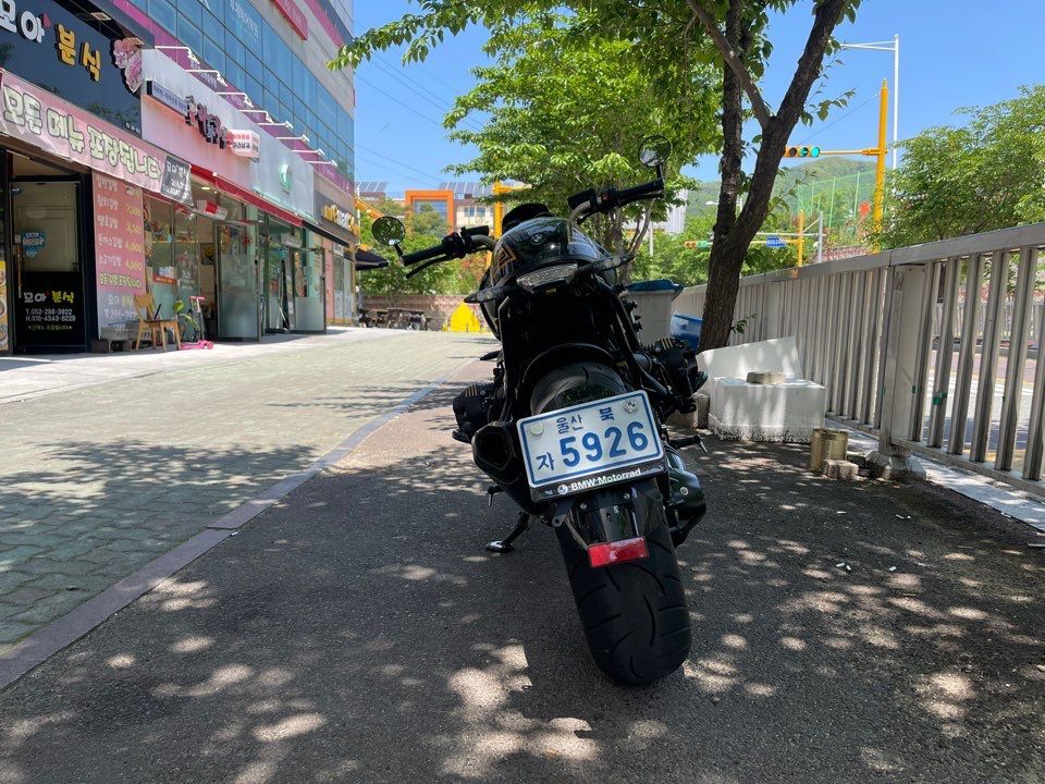 BMW R nine T 퓨어 4