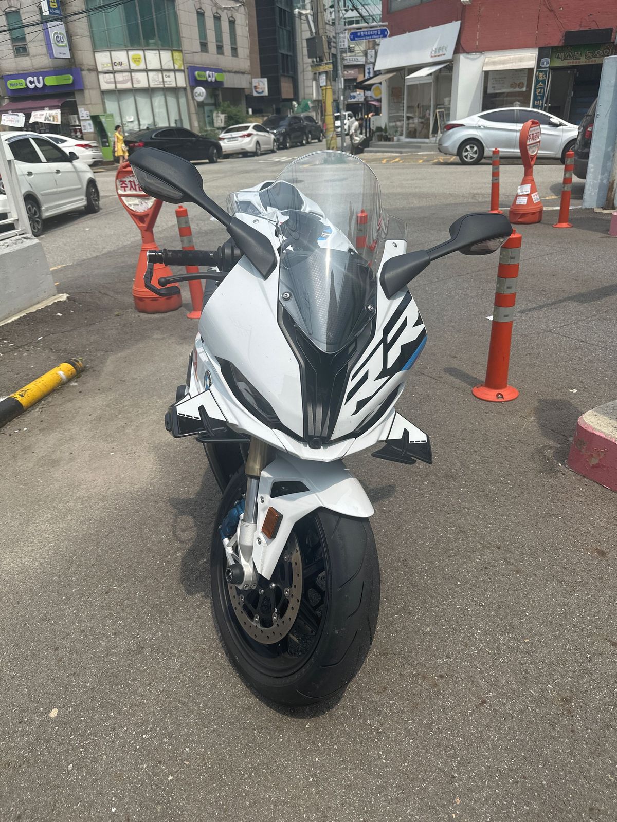 BMW S 1000 RR more