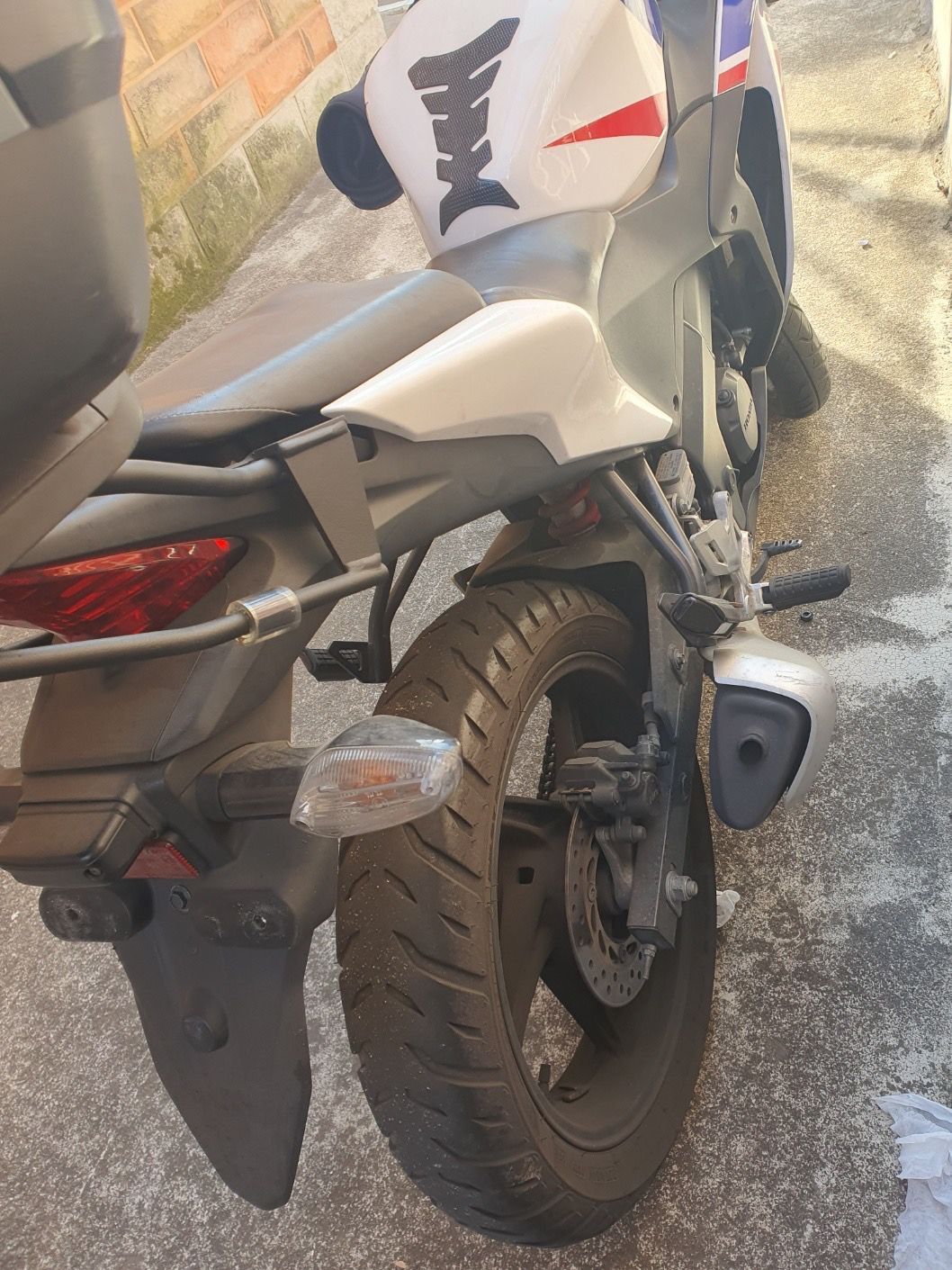 혼다 CBR 125 R 9