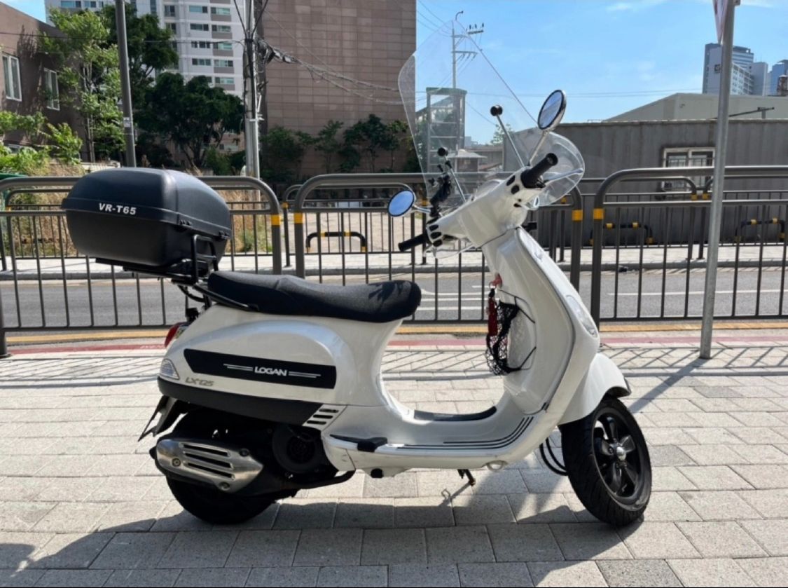 베스파 LX 125 main