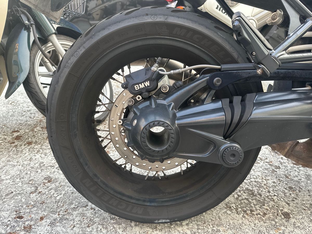 BMW R nine T  11