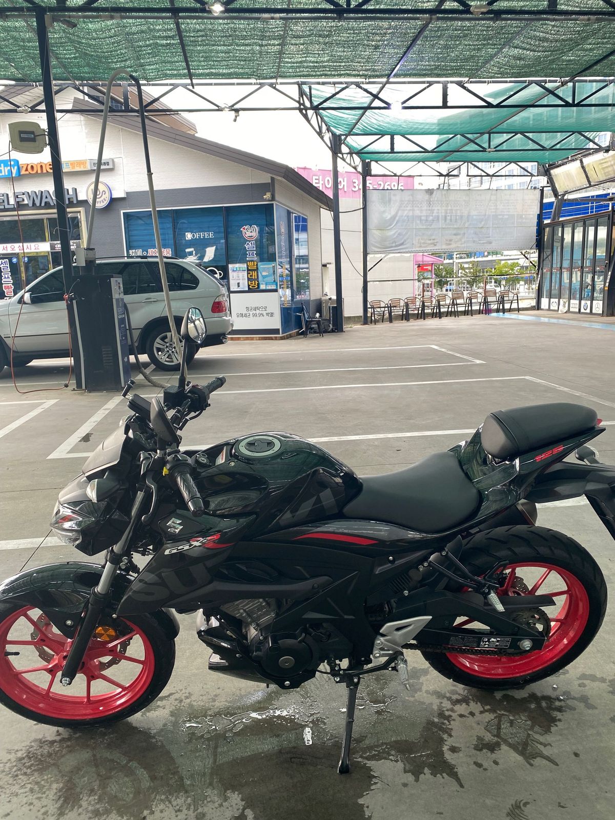 스즈키 GSX S 125 thumb 2