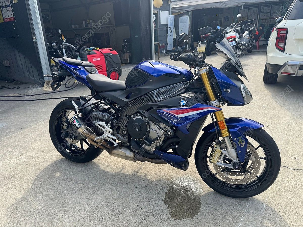 BMW S 1000 R 9
