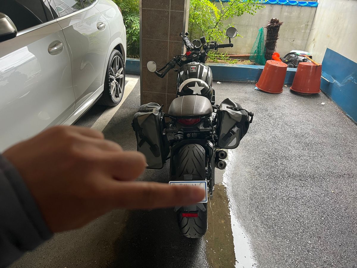 두카티 스크램블러 카페 레이서 4