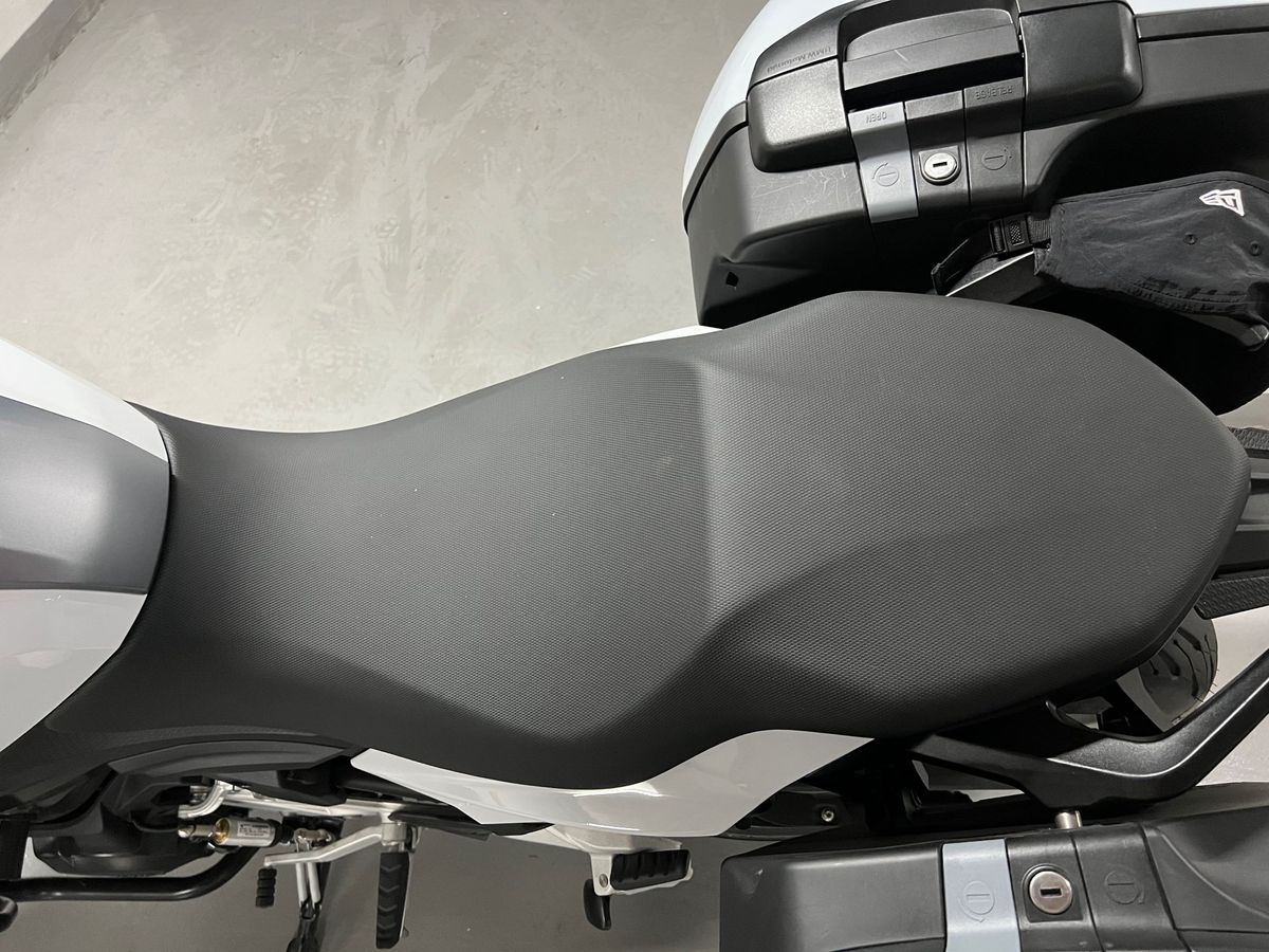 BMW F 900 XR 8