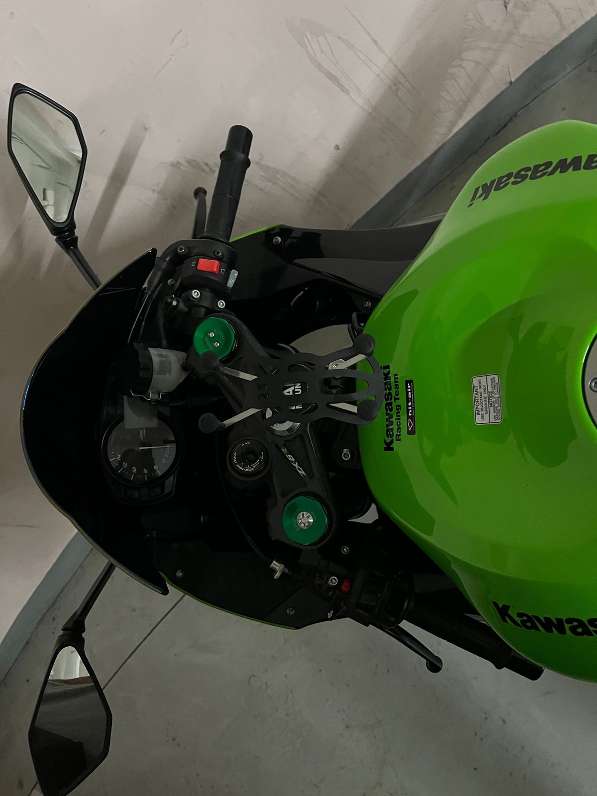 가와사키 닌자 ZX-6R 6