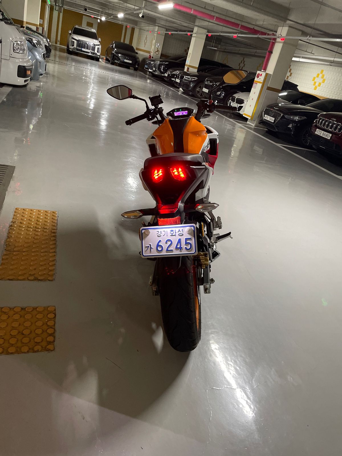 혼다 CB 190 R 4